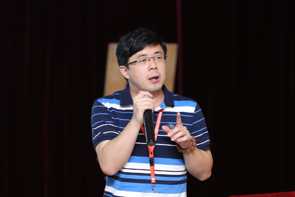 李龙(阿里巴巴中国站高级交互设计专家)