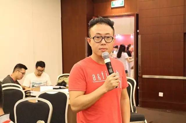 郝华奇:当手机传统Apps邂逅互联网热点