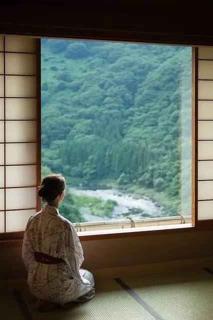 一扇窗,一种不同的人生