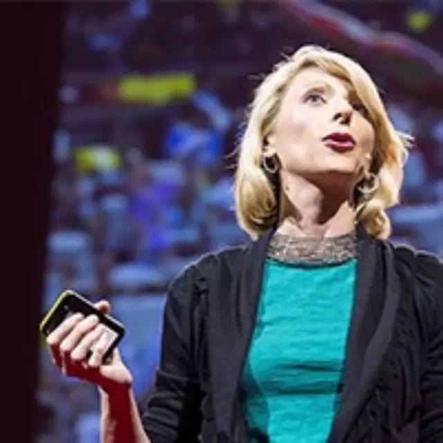 擅用肢体语言塑造优秀自己